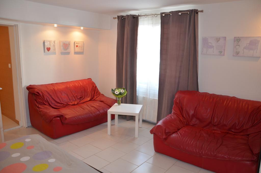 Jardin De Marceau Bed and Breakfast Blasimon Δωμάτιο φωτογραφία