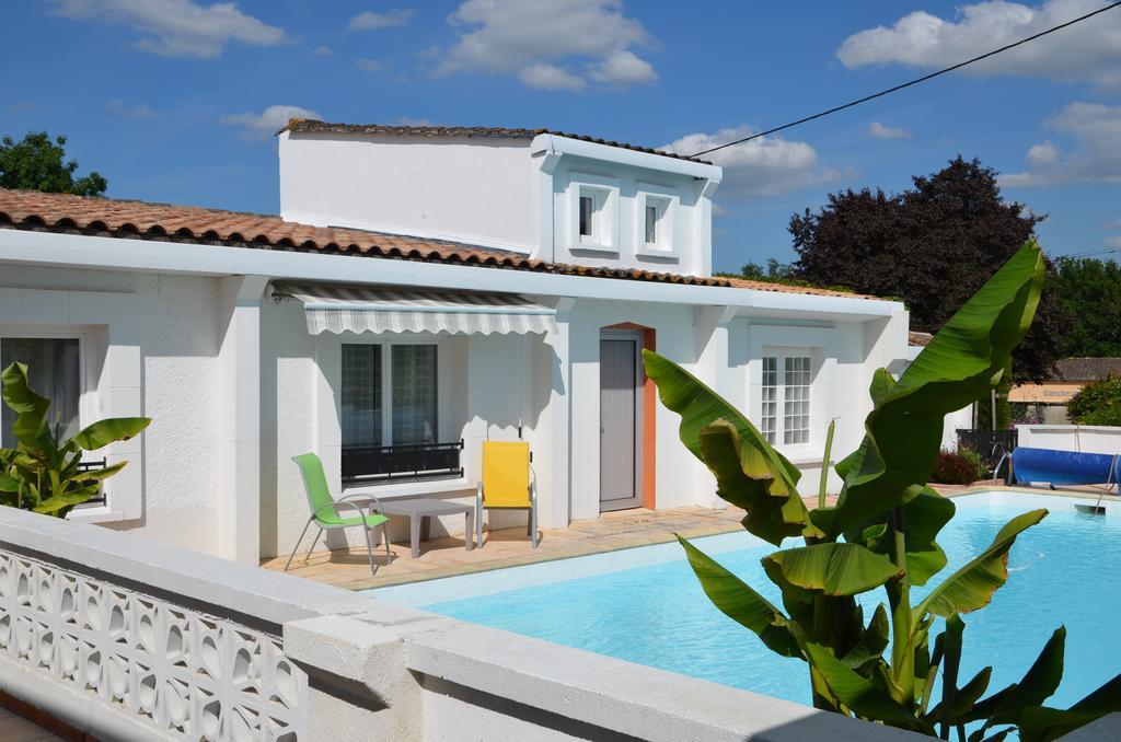 Jardin De Marceau Bed and Breakfast Blasimon Εξωτερικό φωτογραφία