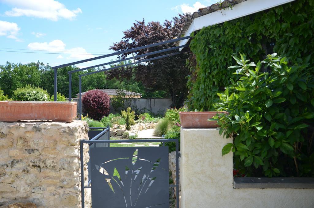 Jardin De Marceau Bed and Breakfast Blasimon Εξωτερικό φωτογραφία