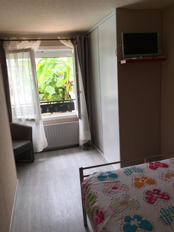 Jardin De Marceau Bed and Breakfast Blasimon Εξωτερικό φωτογραφία